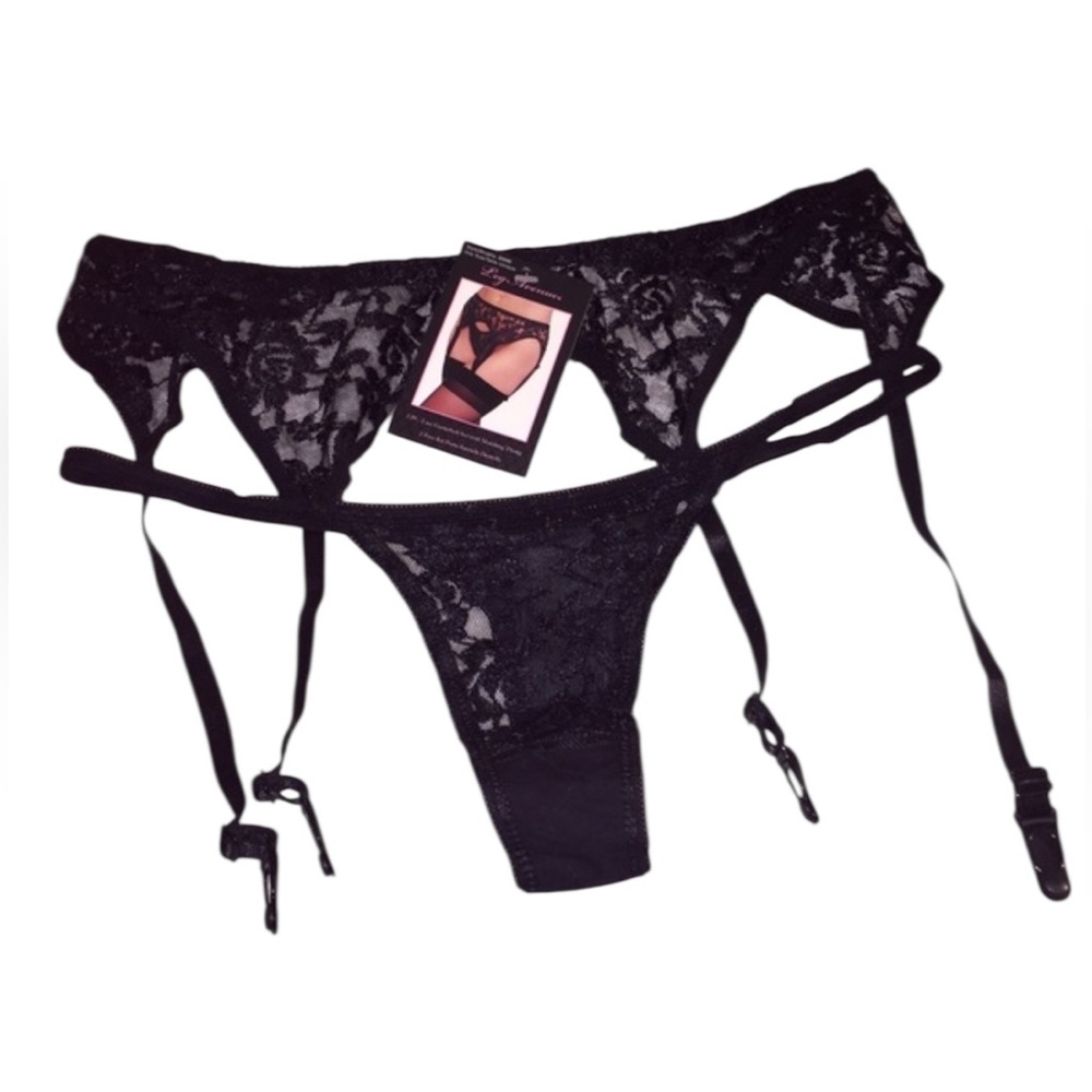Leg Avenue Garter Belt & Thong S/L 90-160lbs or Plus Size Xl-1X 150-200lbs